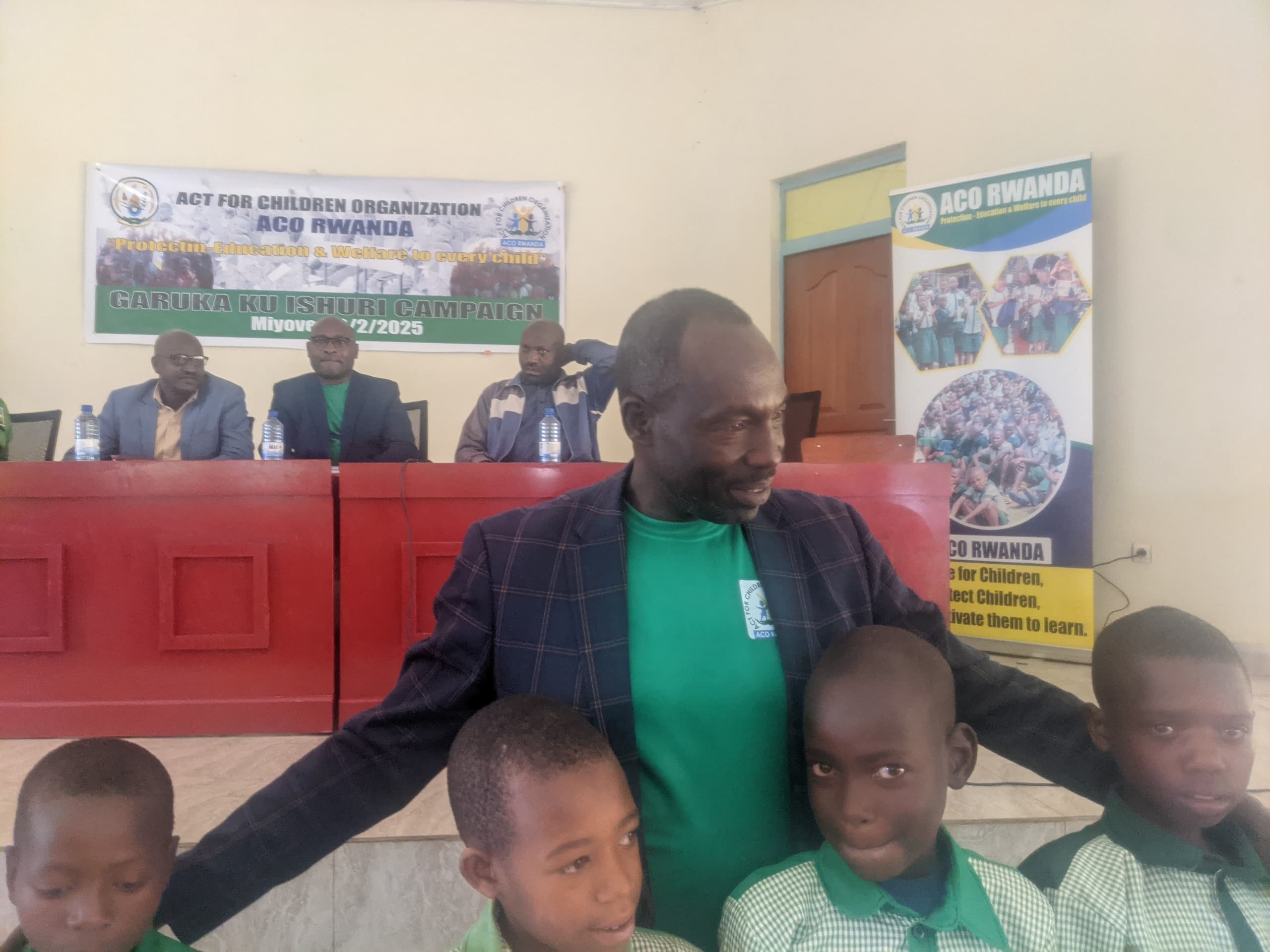 Community meeting on children's rights